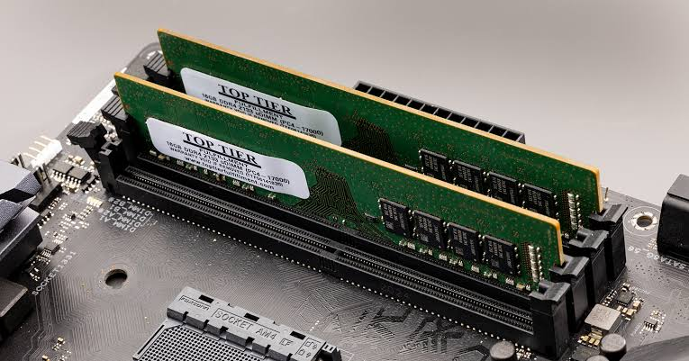 como instalar memória RAM em dual channel